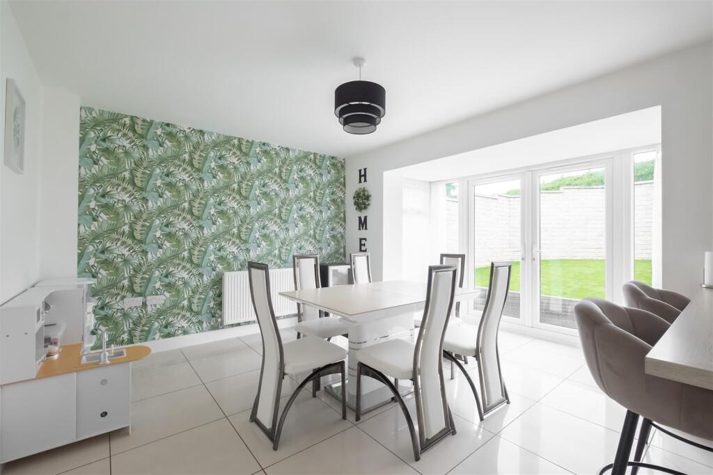 House in Kirklees, Birchencliffe - View 4