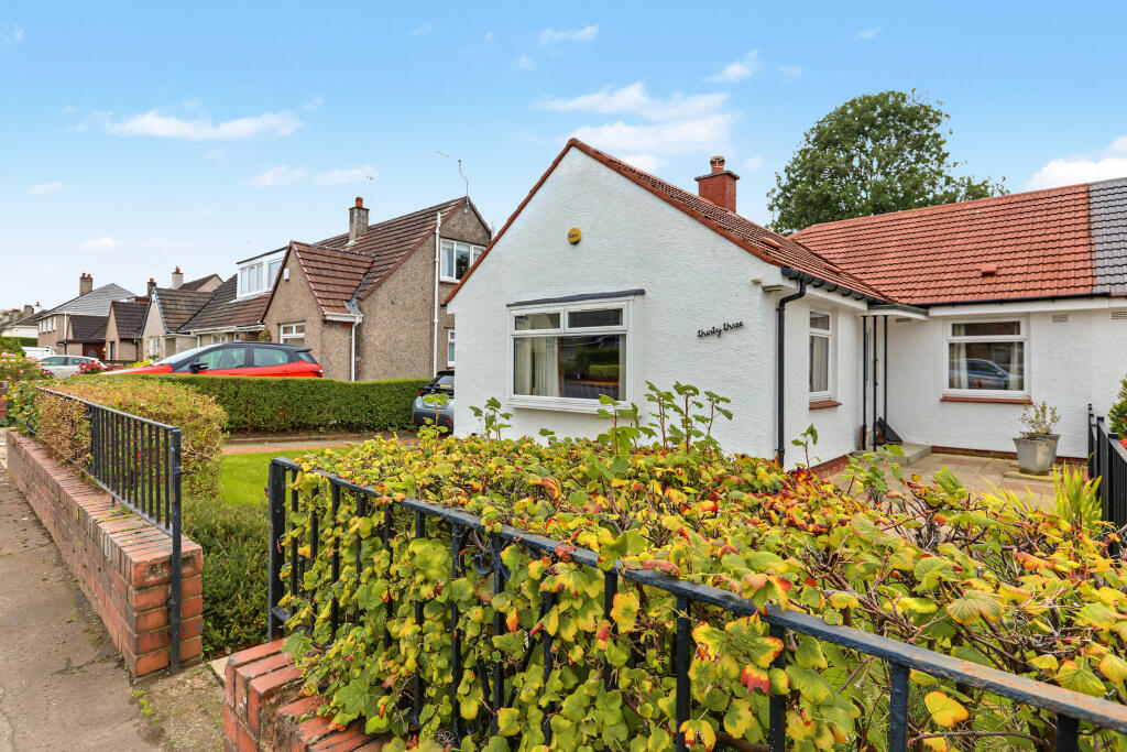 Main image of property: 33 Melville Gardens, Bishopbriggs, G64