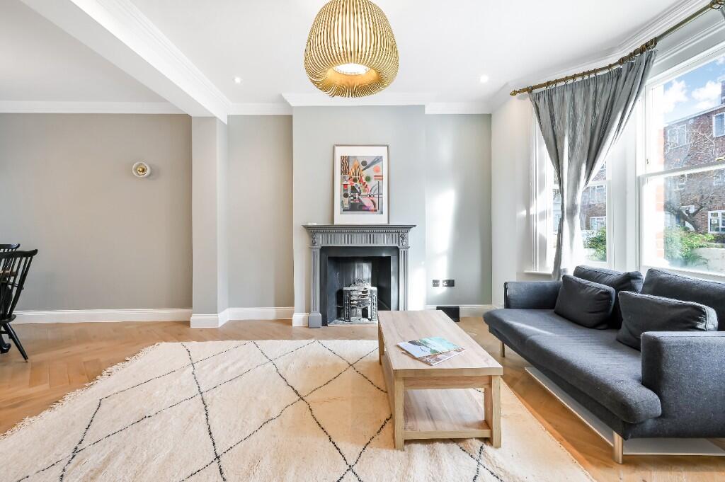 4-bed terraced on Fulham 4B Freehold House,Crabtree Lane, London, SW6, £1,700,000