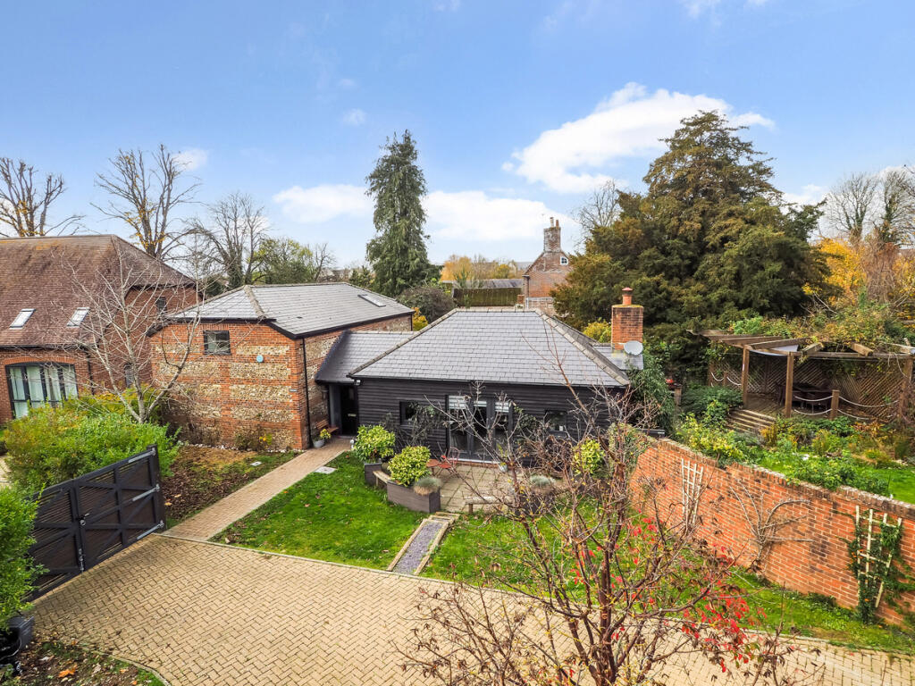 Main image of property: Barley Road, Andover, Hampshire SP11 6GB
