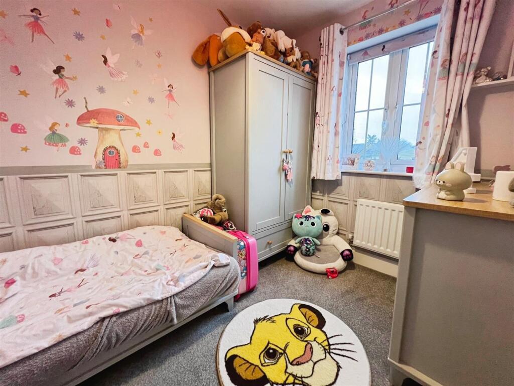 Additional image 21 of Brompton Drive, Bradford, BD10 0DW