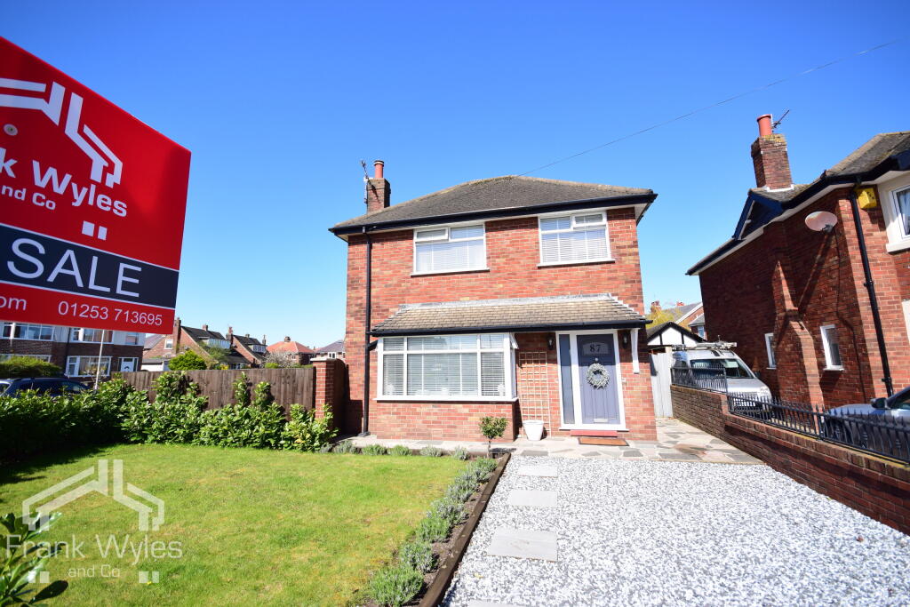 Main image of property: St Thomas Road, Lytham St Annes, FY8 1JP