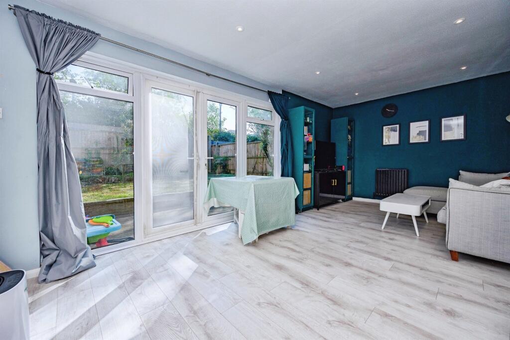 House in St Albans - View 3