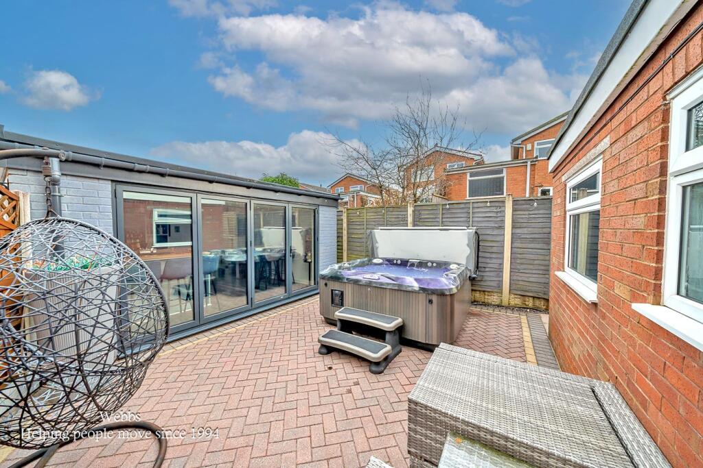 House in South Staffordshire, Great Wyrley - View 5