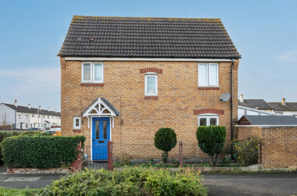 Main image of property: Horsham Road, Park South, Swindon, SN3