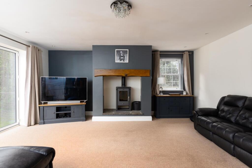 House in Bristol, Longwell Green, Oldland - View 4