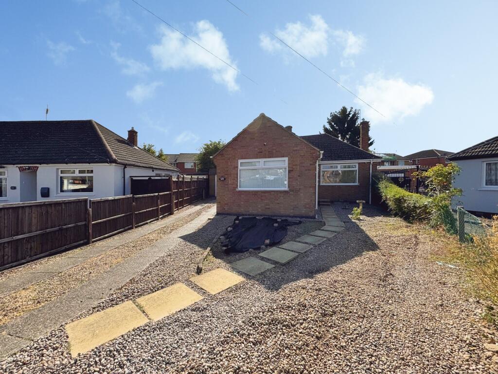Main image of property: The Roundway, Thurmaston, Leicestershire. LE4 9JZ
