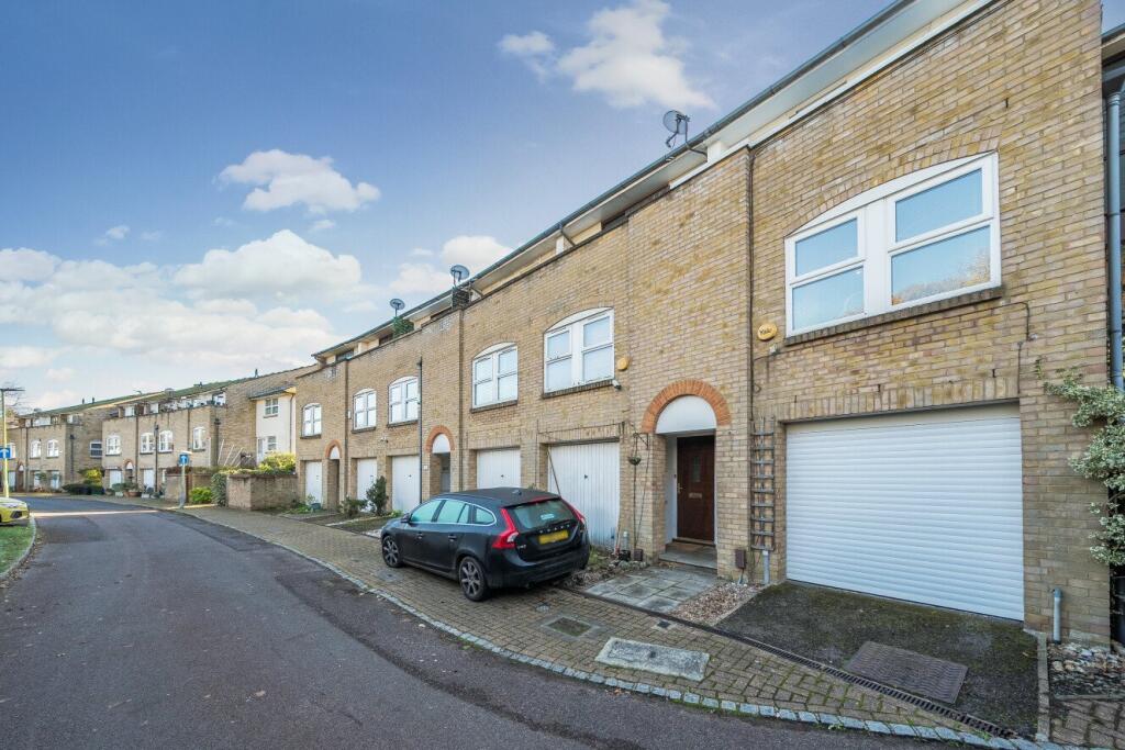 Main image of property: Farnborough Crescent, Hayes, BR2
