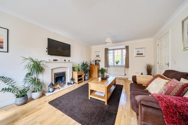 Lapsley Drive, Banbury photo 3