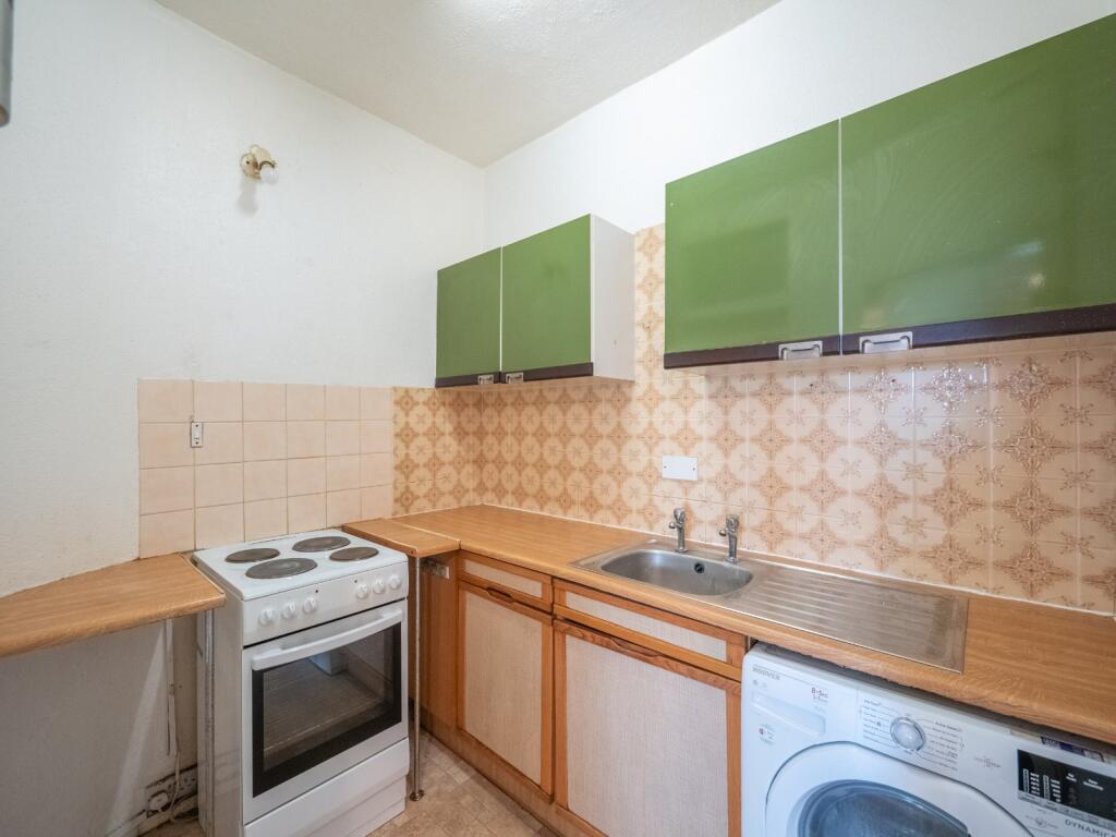 Apartment in Edinburgh, Tynecastle, Gorgie - View 4