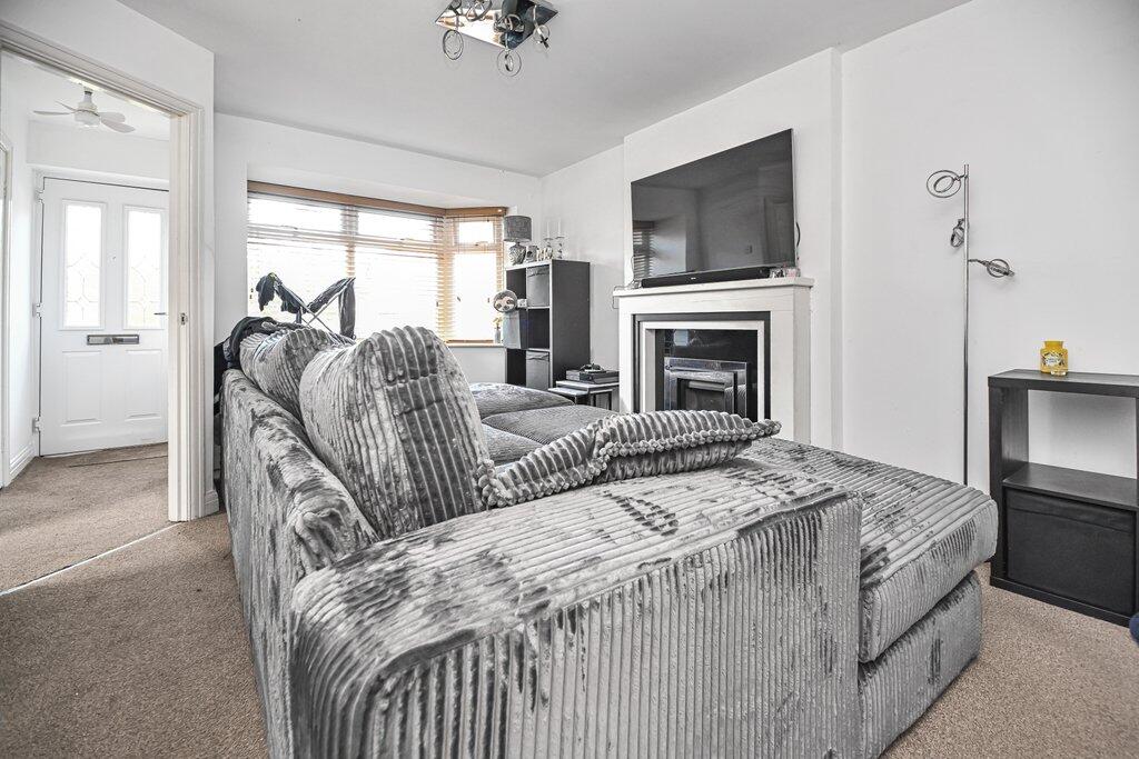 Stradbroke Close, Warrington, WA3 1AS photo 4
