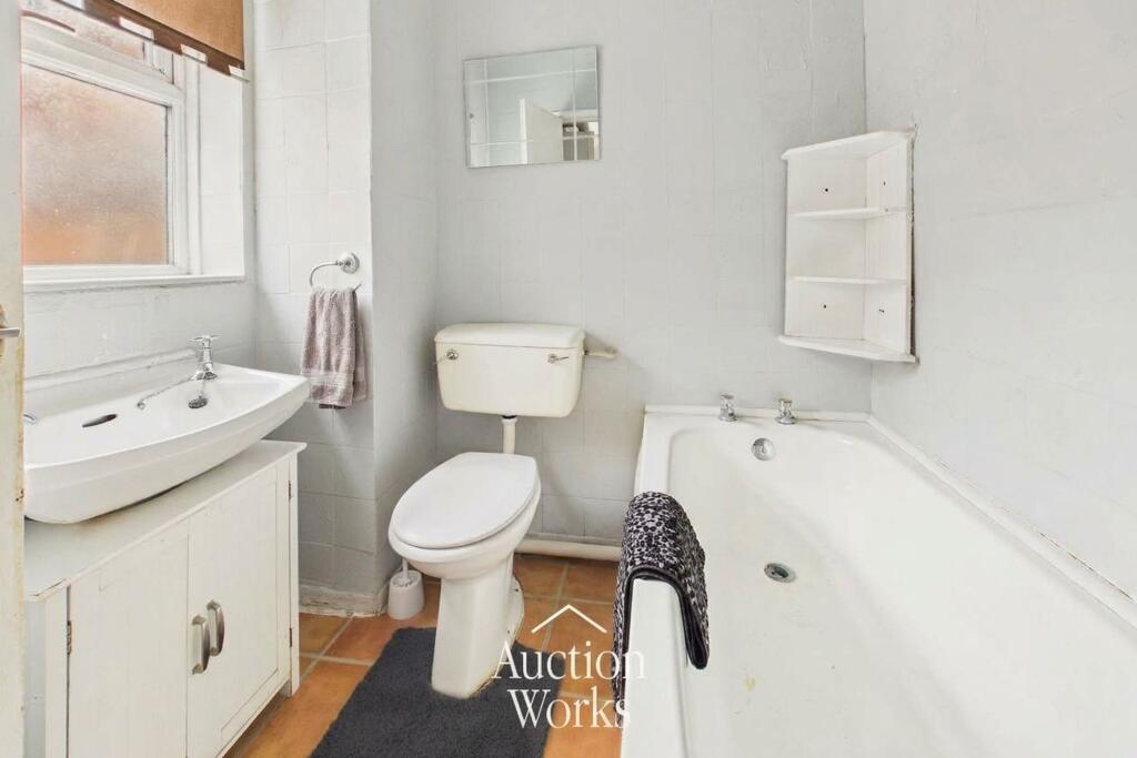 Apartment in Newcastle upon Tyne - More
