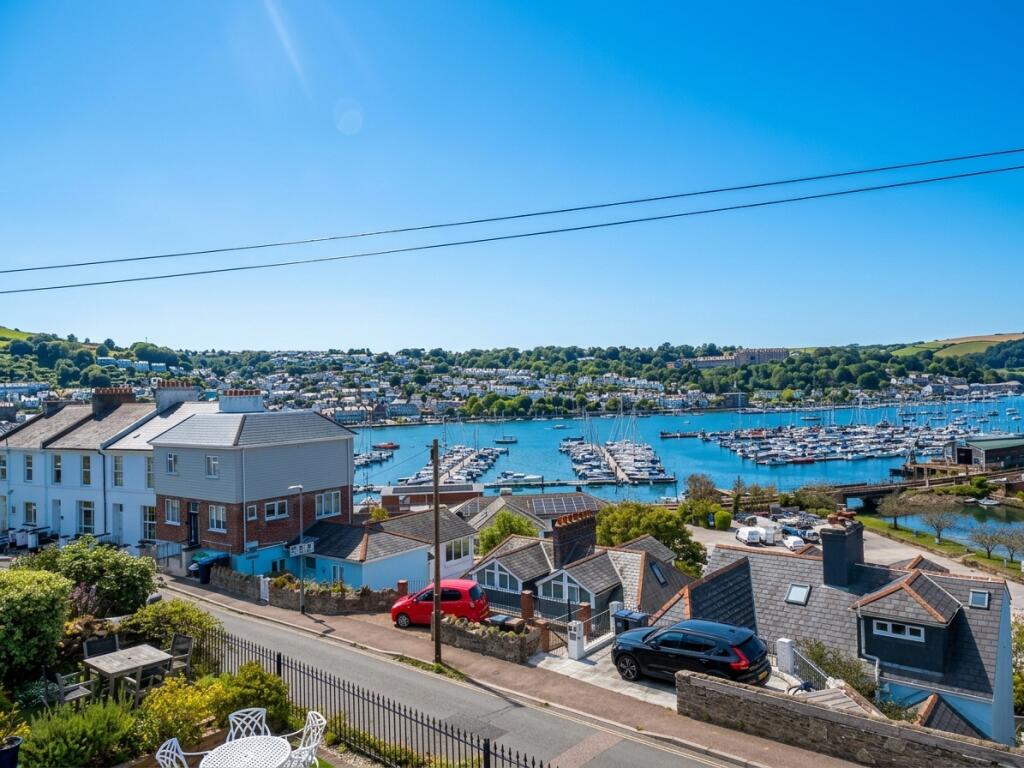 House in South Hams, Kingswear - View 3