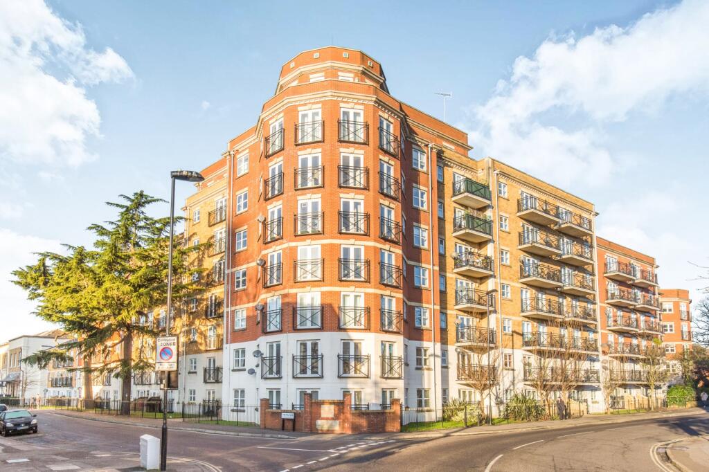 Main image of property: Parkview, 5 Handel Road, Southampton, SO15