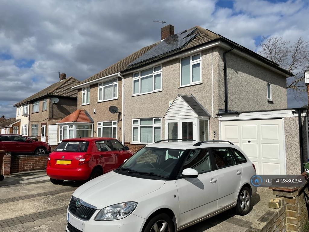 Main image of property: Long Lane, Bexleyheath, DA7