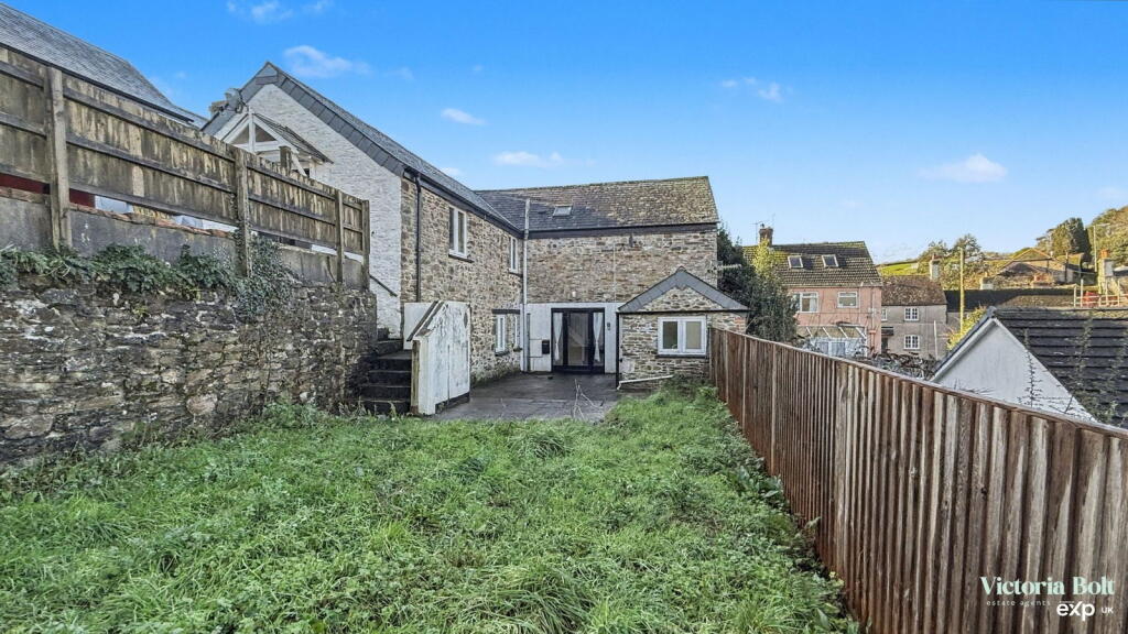 Holbeton, South Hams photo 2