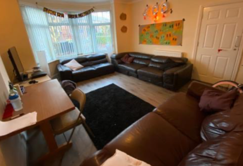 7 bedroom semi-detached house for rent
