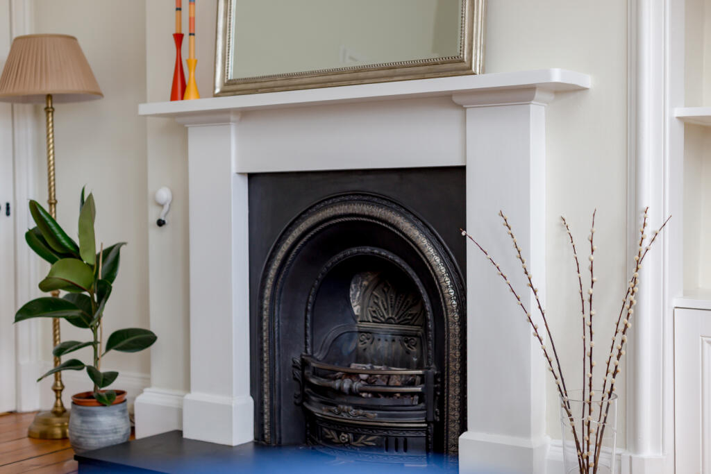 Apartment in Edinburgh - More