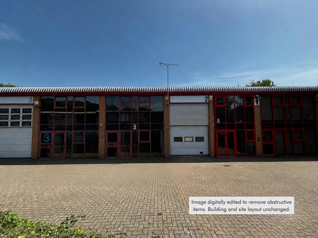 Main image of property: 2 Avebury Court, Mark Road, Hemel Hempstead, HP2 7TA