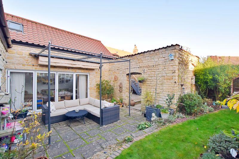 House in North Kesteven, Waddington - View 3