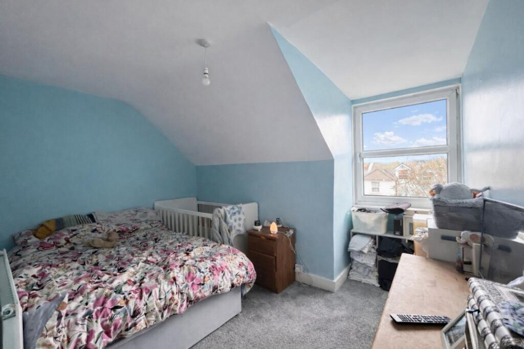 Apartment in Bexhill-on-Sea, Central - More