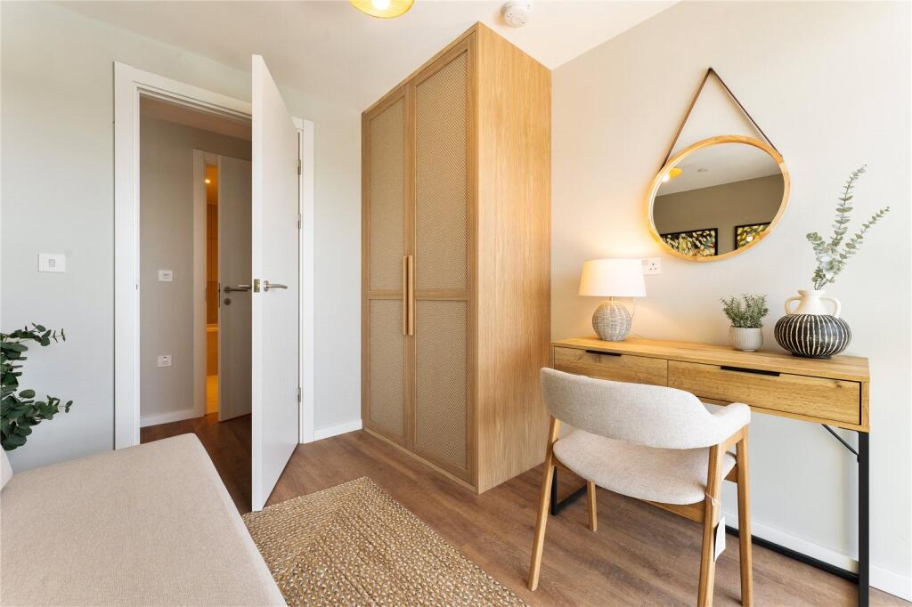 Additional image 8 of E 403, The Waterfront, West Quay Marina, Poole, Dorset, BH15