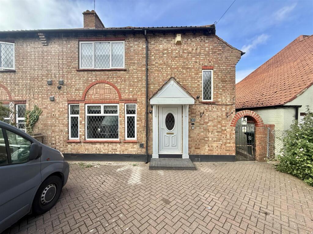 Main image of property: Hatch Lane, Harmondsworth, West Drayton