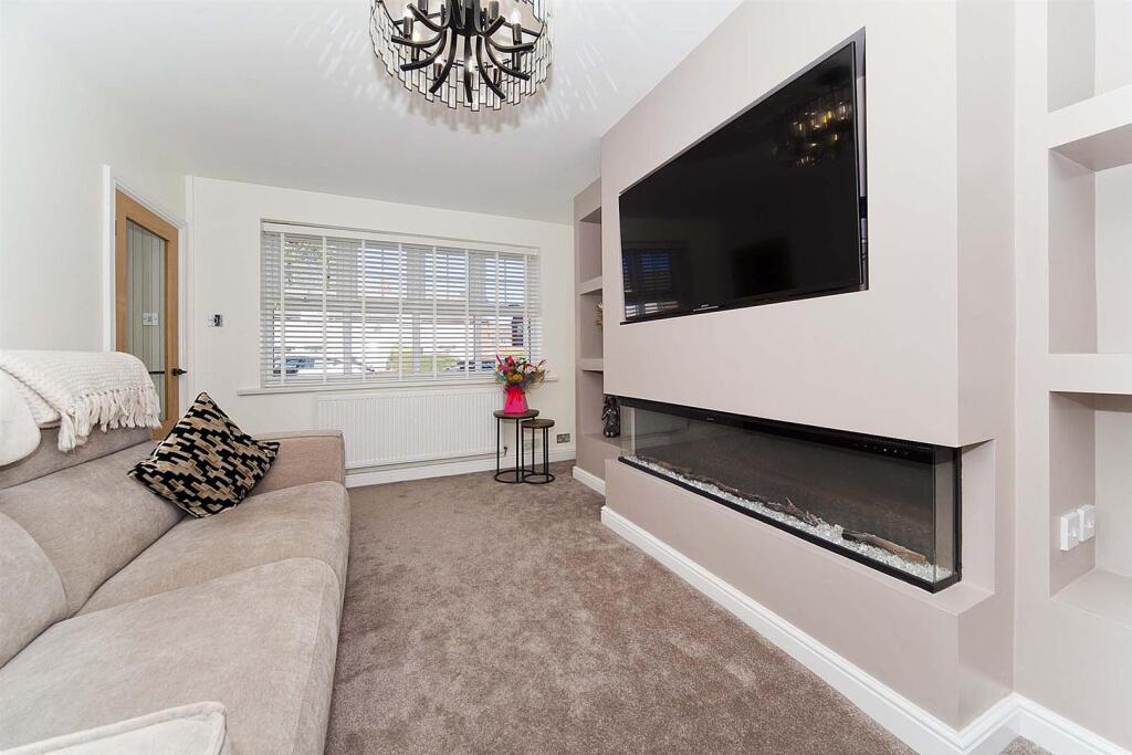 House in Stockton-on-Tees - View 3