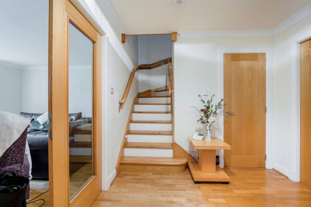 52 Harbourside, Kip Marina, Inverkip, PA16 0BF photo 2
