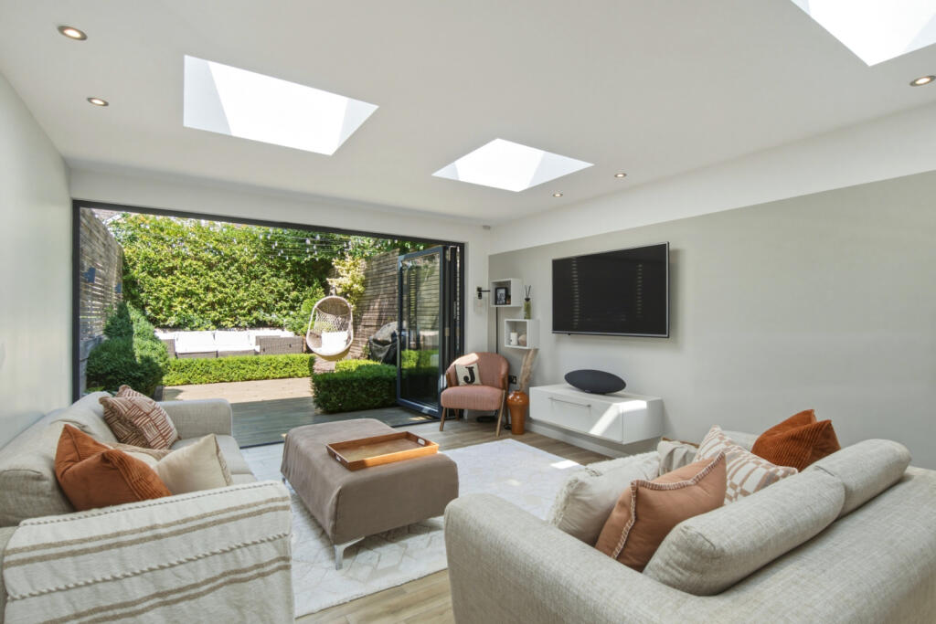 Mill Hill, Stansted, Essex, CM24 photo 2