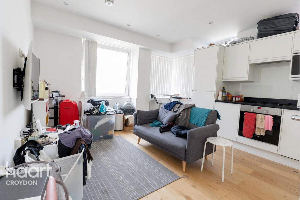 Main image of property: High Street, CROYDON