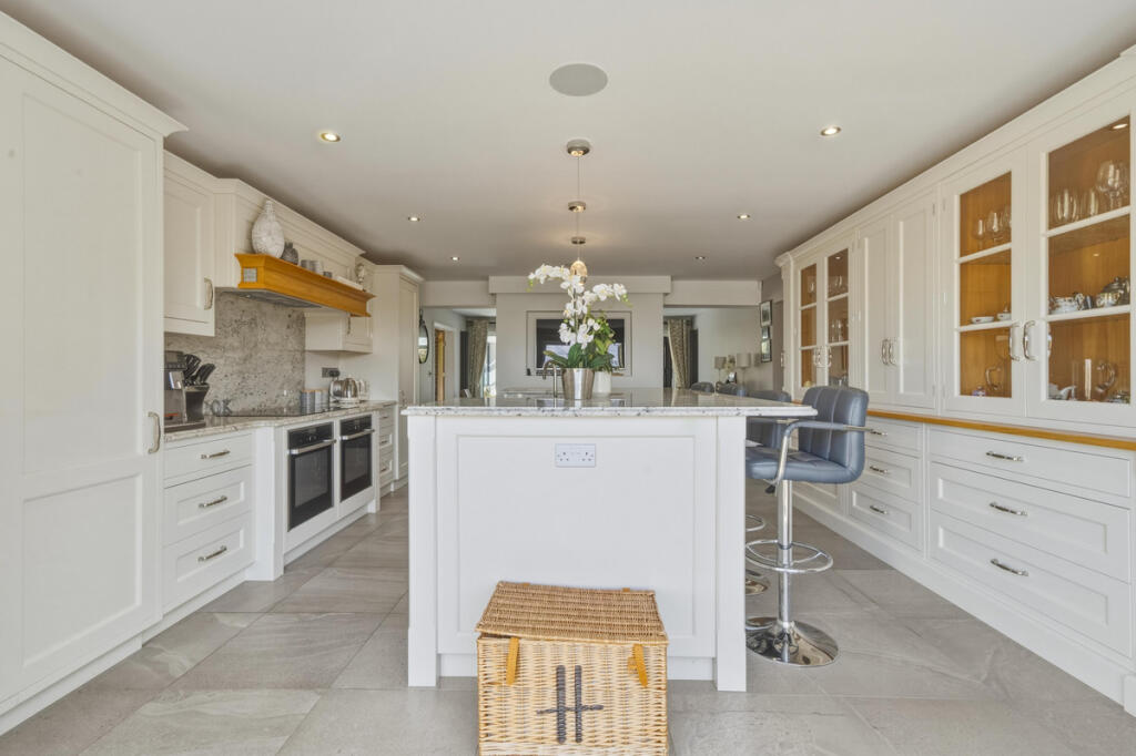 House in Nottingham - View 4