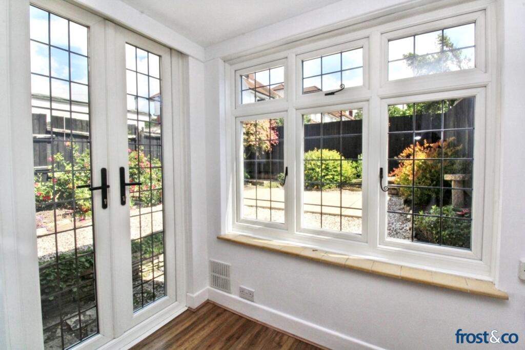 Apartment in Poole, Parkstone - View 4