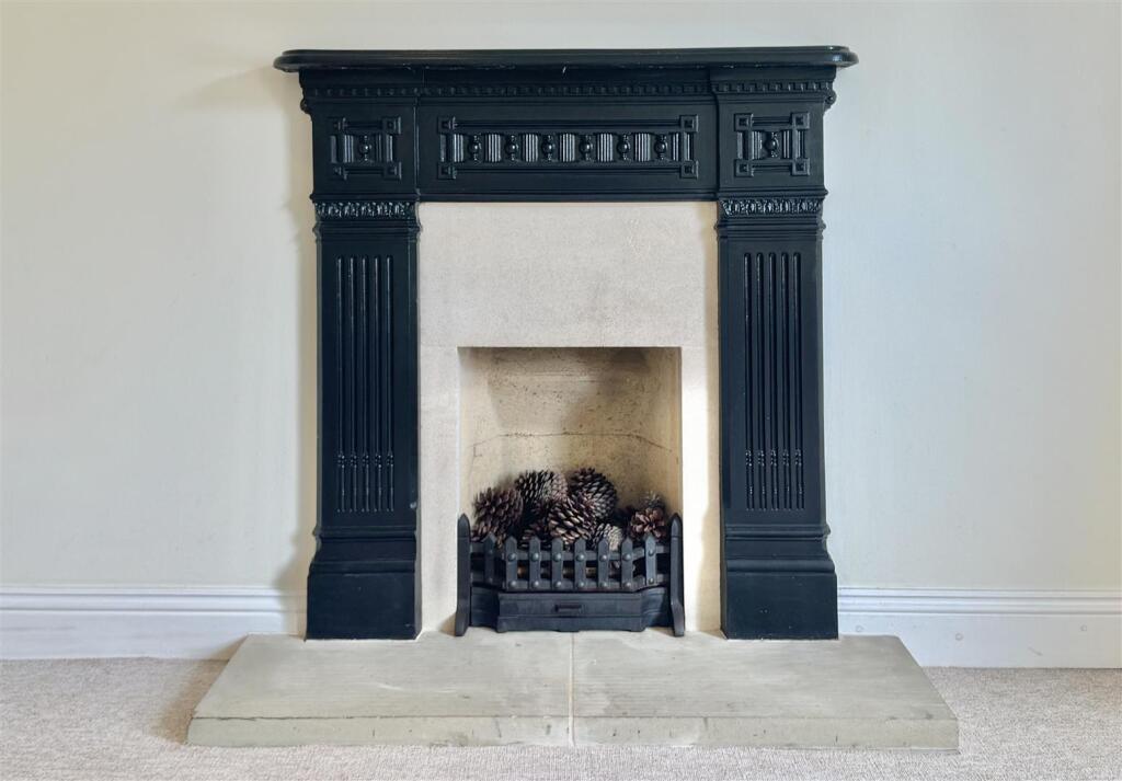 House in Cotswold, Watermoor, Cirencester - View 3