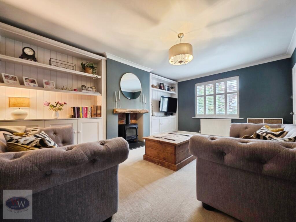 Hope Lane, Baildon, BD17 5AS photo 2