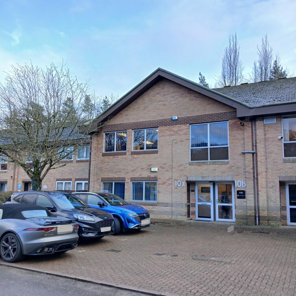 Main image of property: 10A Astley House, Cromwell Park, Banbury Road, Chipping Norton, Oxfordshire, OX7 5SR