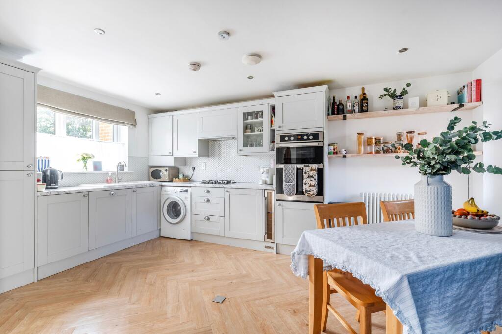 House in Ipswich - View 5