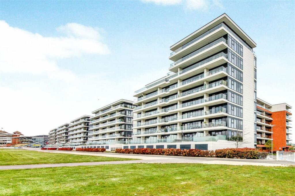 Main image of property: Kingman Way, Newbury, Berkshire, RG14