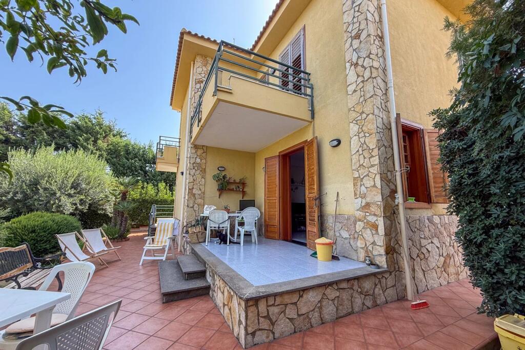 Main image of property: Sicily, Palermo, Campofelice di Roccella