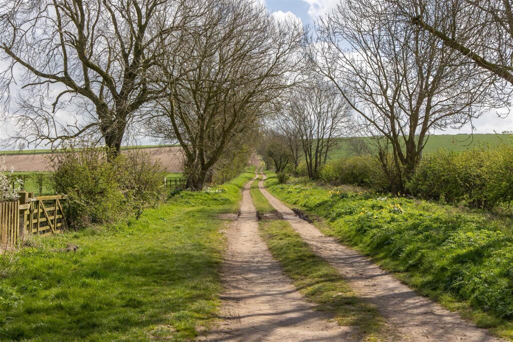 West Lutton, Malton photo 2