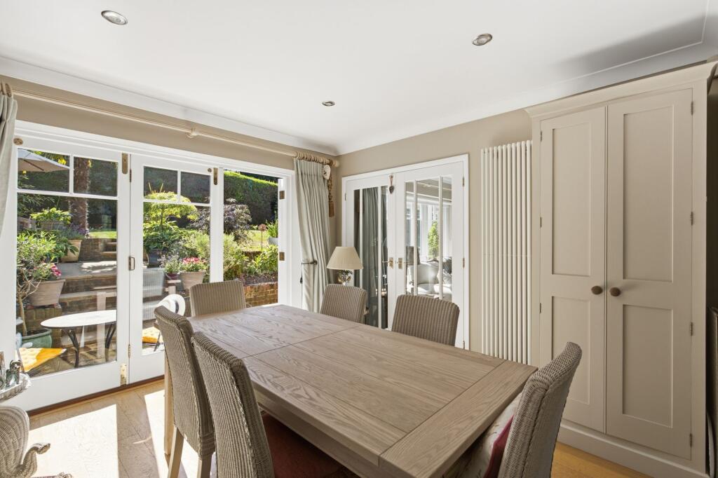House in Tonbridge - More