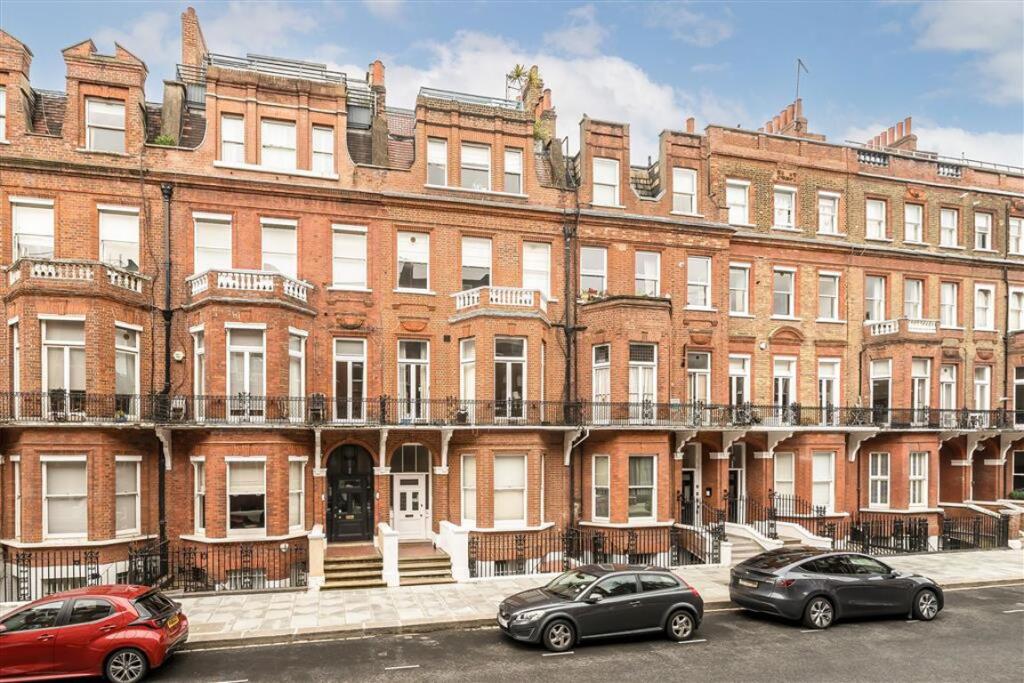 Main image of property: Rosary Gardens, South Kensington