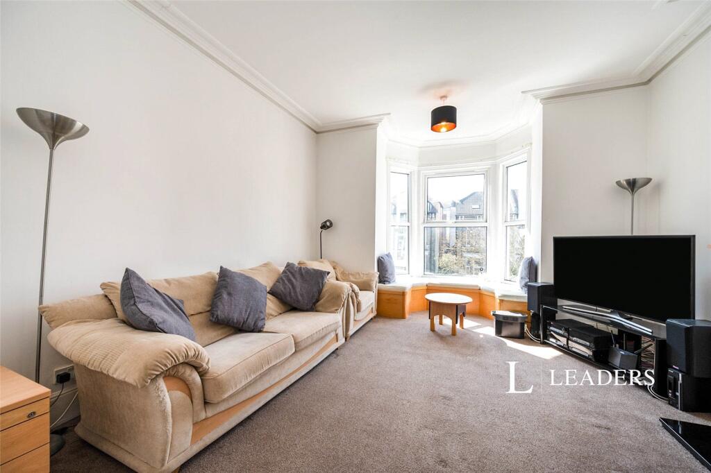 Apartment in Portsmouth - View 2