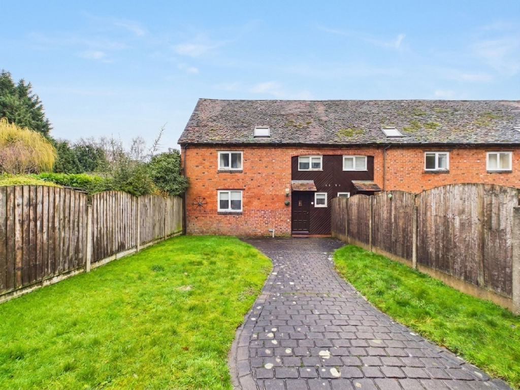 Newhouse Lane, Upton Warren, B61
