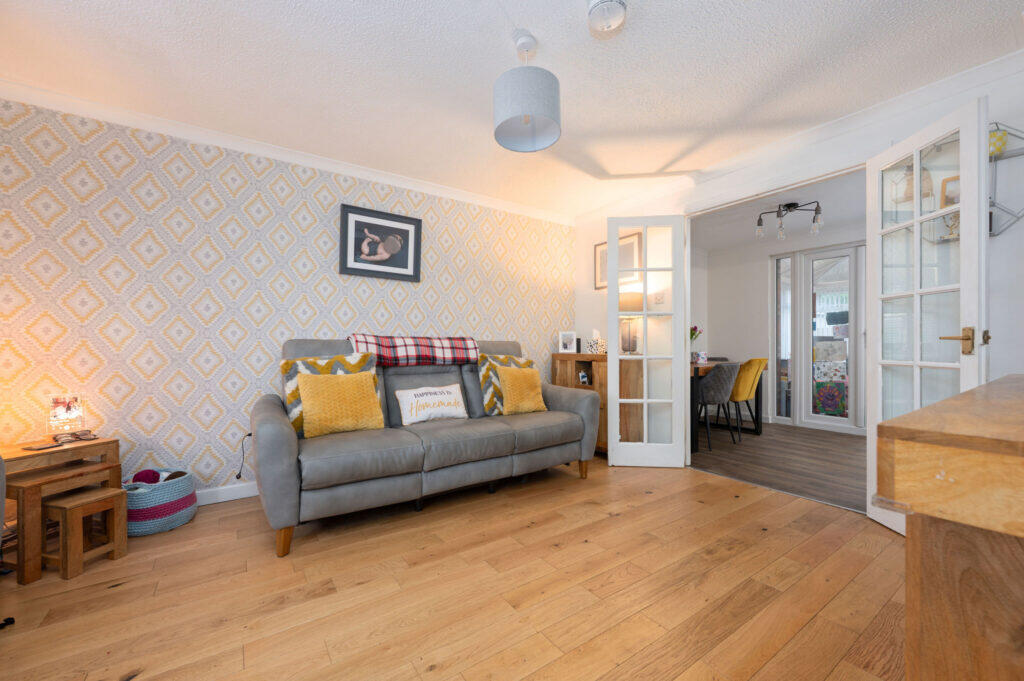 70 Park Road, Carron, Falkirk FK2 7PS photo 5