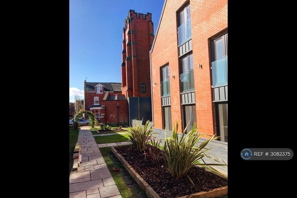 Apartment in Hoylake, Meols - More