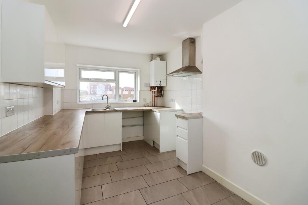 Chesterfield Road, Chesterfield, S42 photo 3