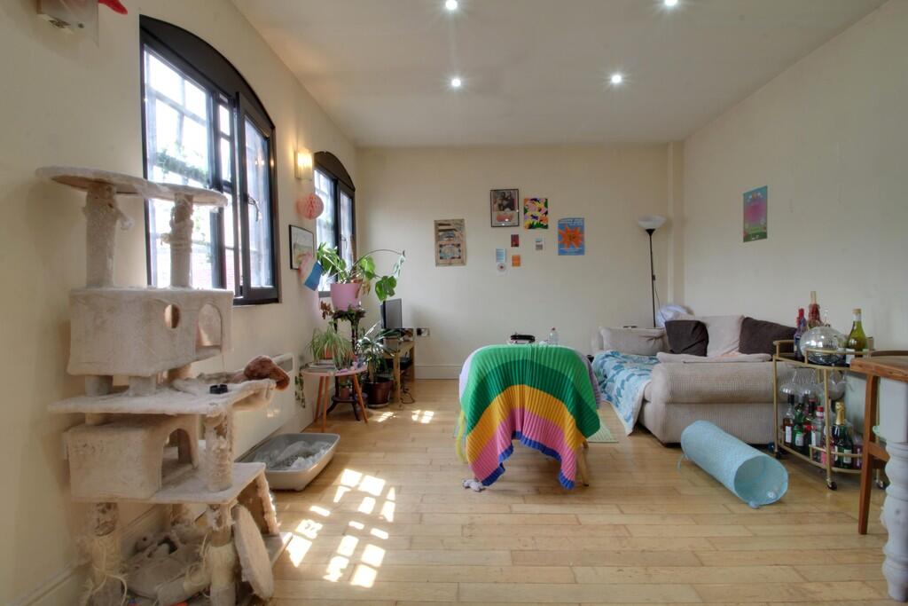 Apartment in Birmingham - View 3