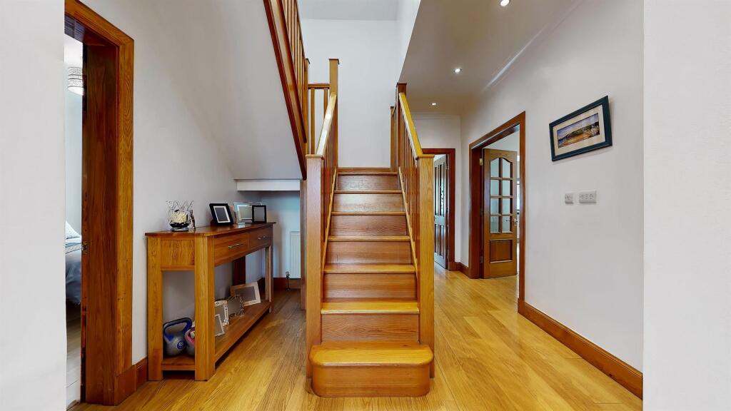 House in Glasgow, Croftfoot - View 5