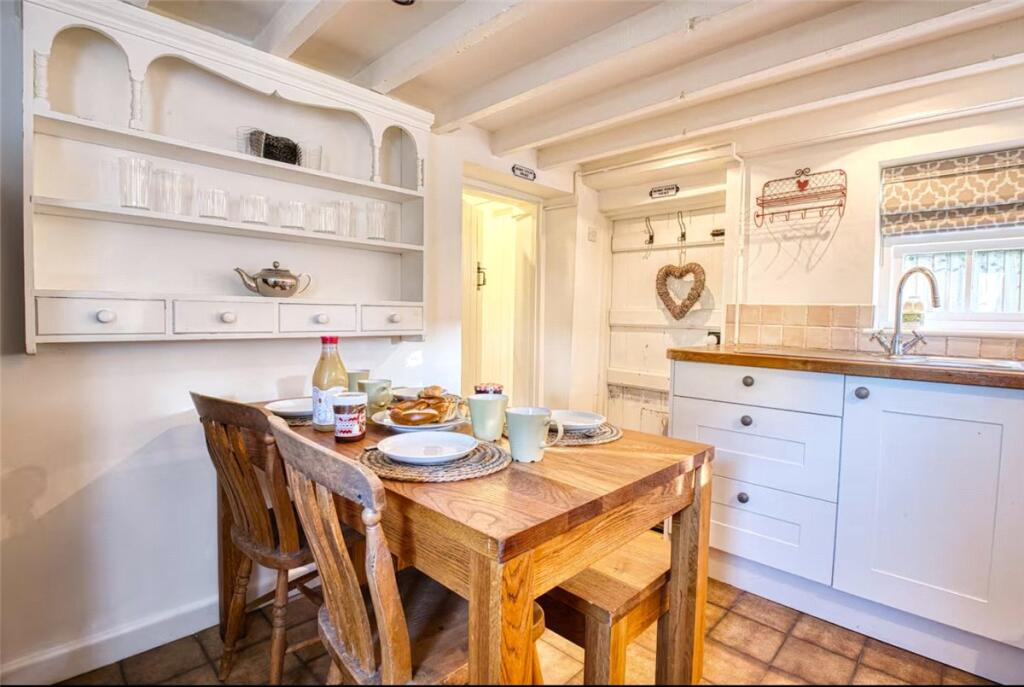House in Bradford on Avon, Wiltshire - View 5